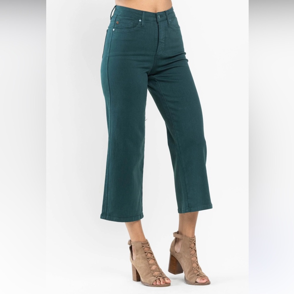 NWT Judy Blue Crop Wide Leg Jeans